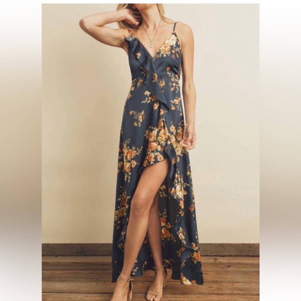 DRESS FORUM floral
asymmetrical ruffle maxi dress in S